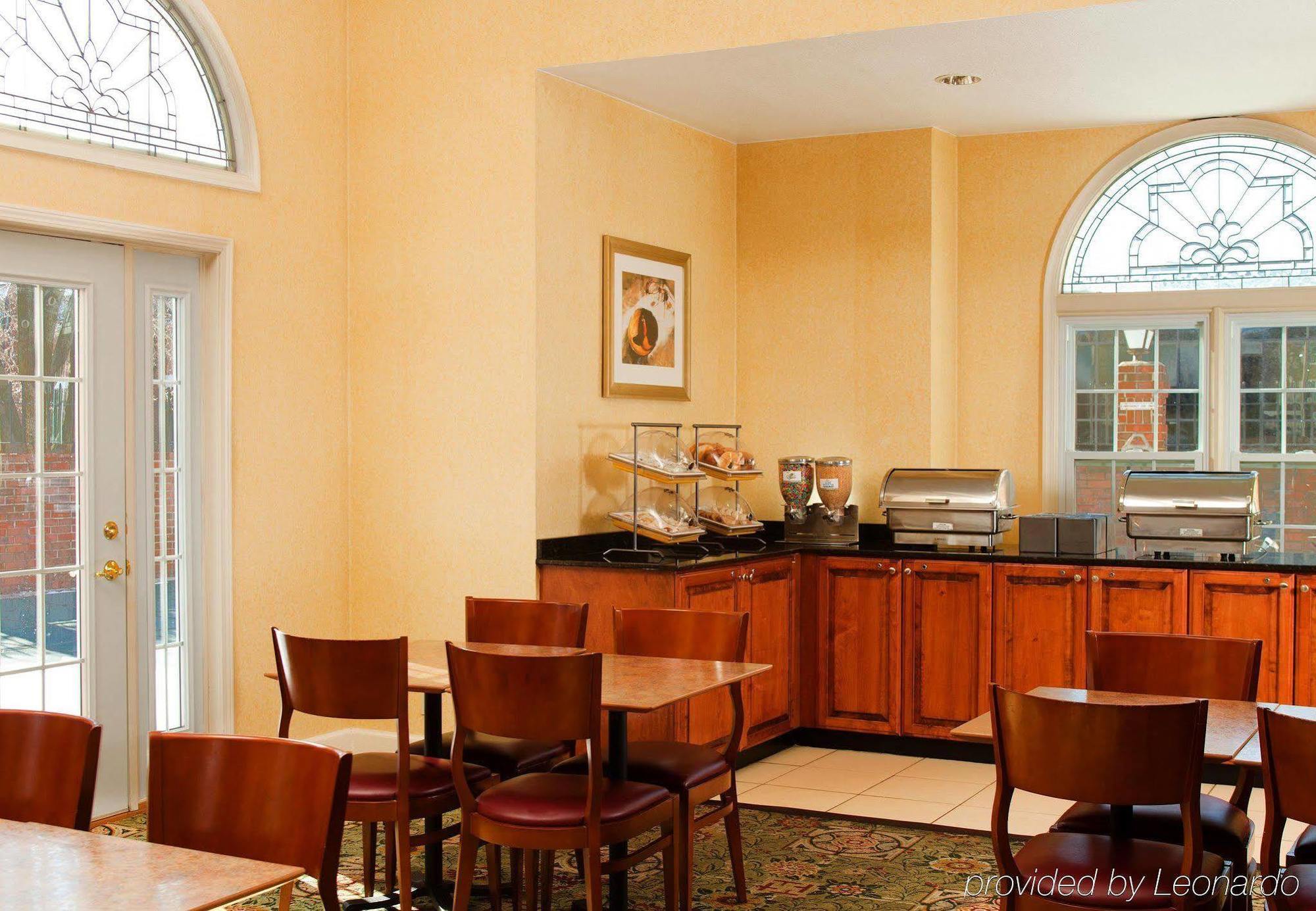 Residence Inn Kansas City Downtown/Union Hill Bagian luar foto