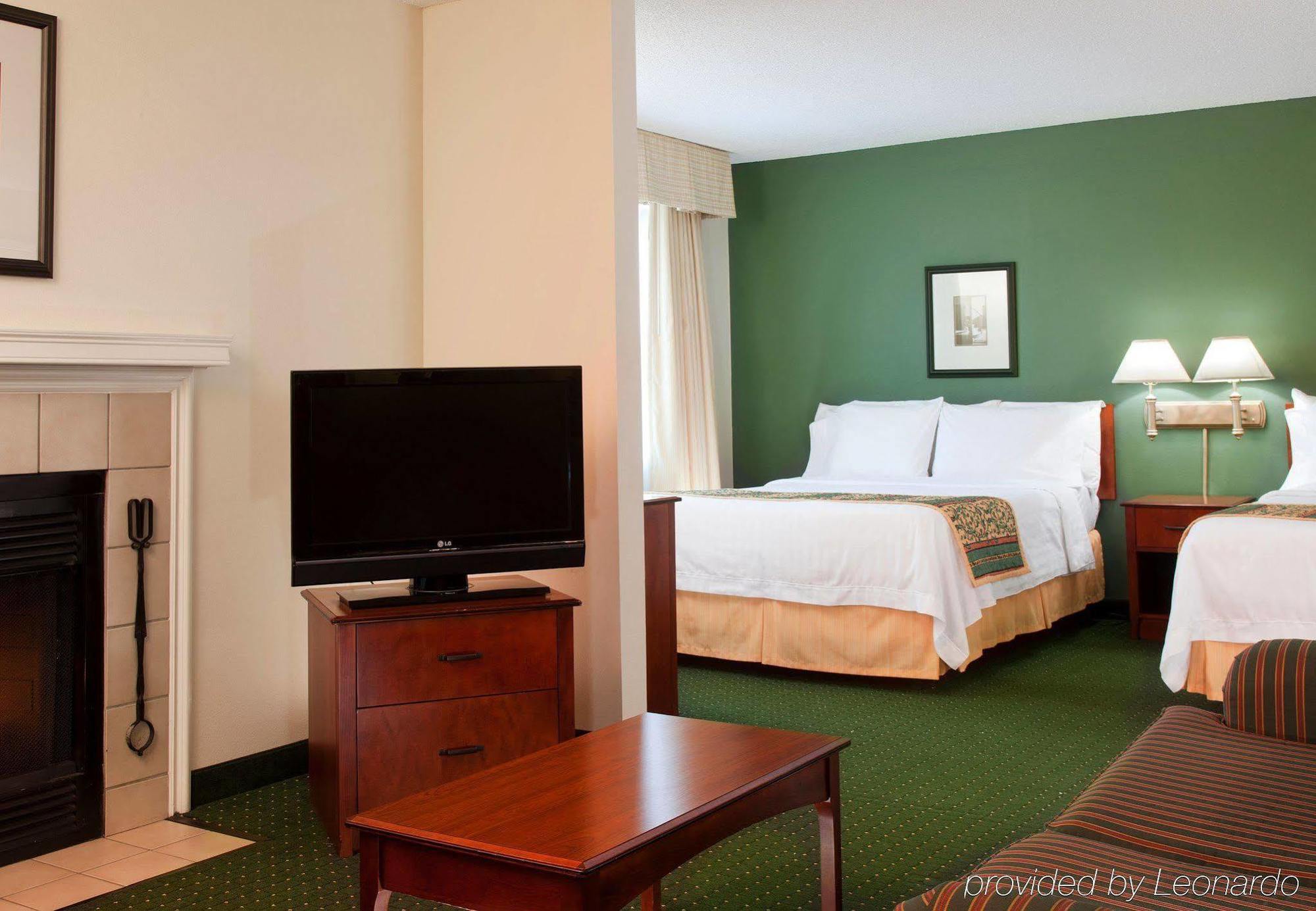 Residence Inn Kansas City Downtown/Union Hill Bagian luar foto
